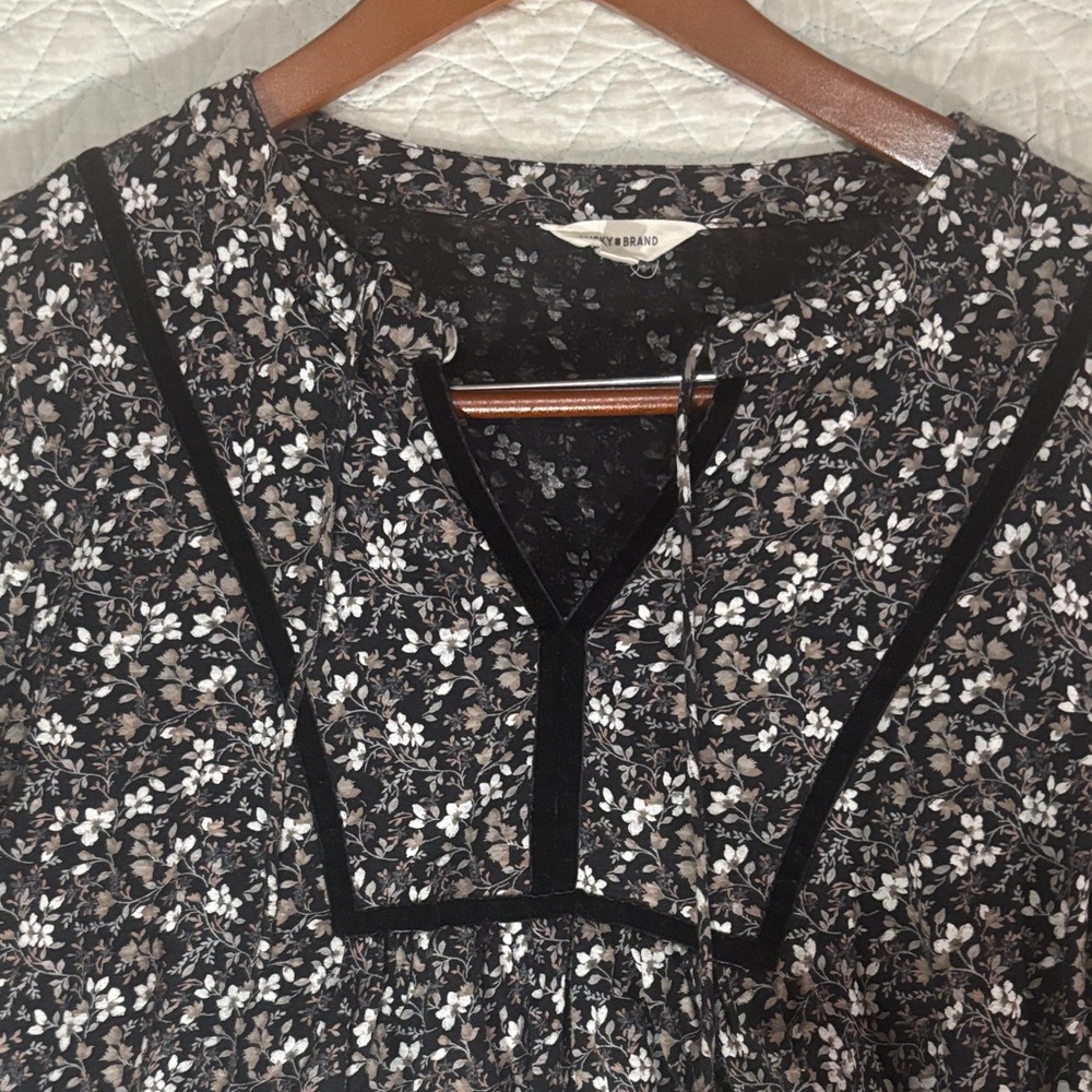 Lucky Brand Black Floral Long-Sleeve Peasant Blouse - Picture 3 of 11